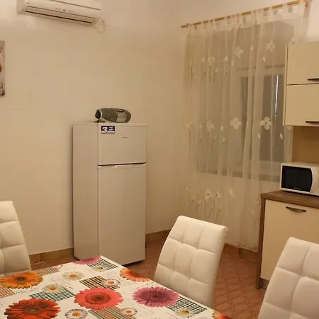 Holiday In Galizana/istrien 33653 Holiday home